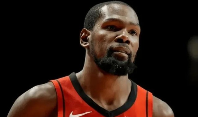 U球体育直播-火箭111-104战胜活塞 球员评价：3人优秀，4人良好，泰特崩盘